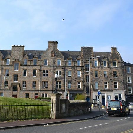 Beautiful Holyrood Park Apartment Эдинбург Экстерьер фото