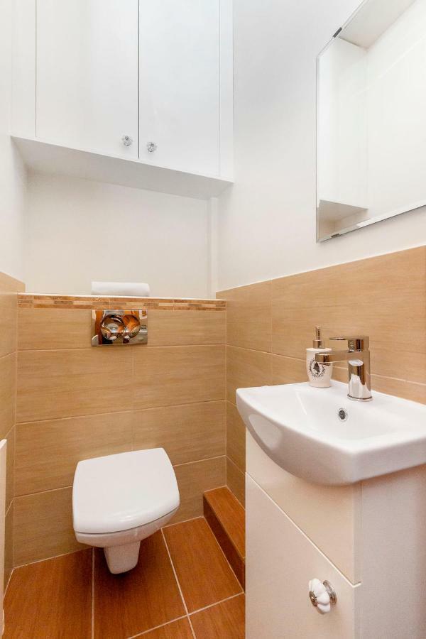 Beautiful Holyrood Park Apartment Эдинбург Экстерьер фото
