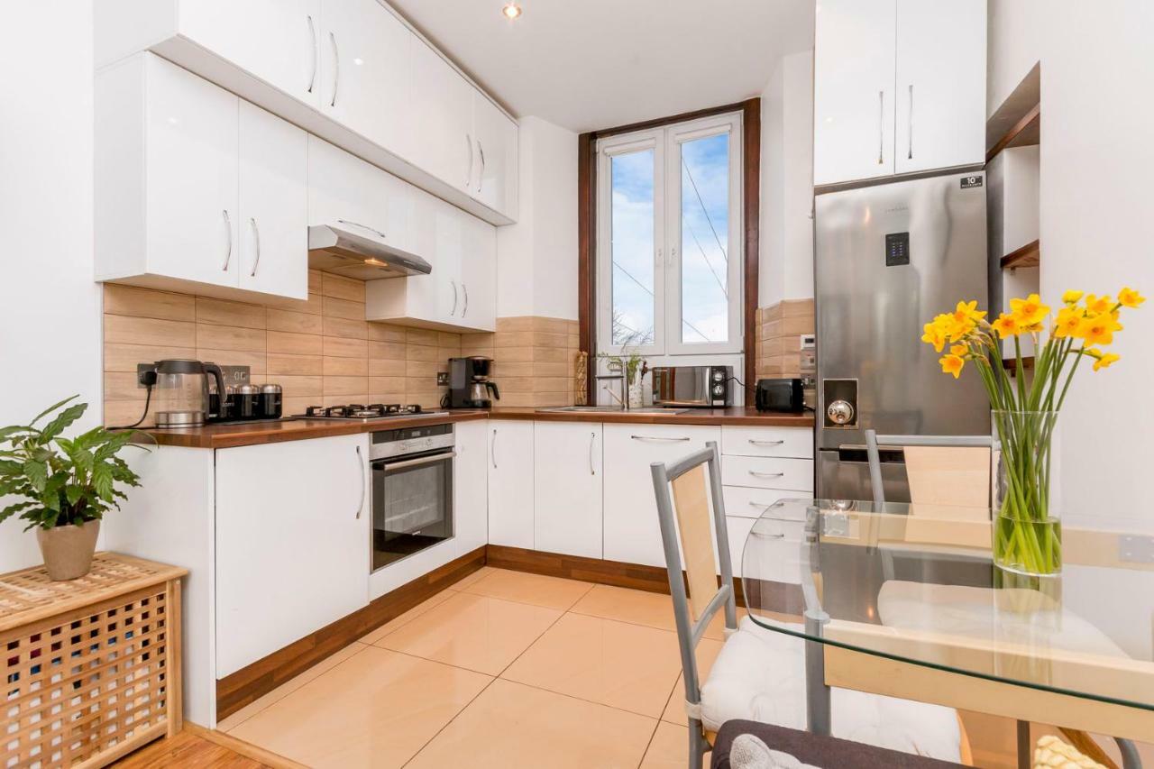 Beautiful Holyrood Park Apartment Эдинбург Экстерьер фото