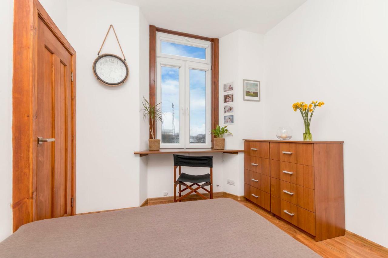 Beautiful Holyrood Park Apartment Эдинбург Экстерьер фото
